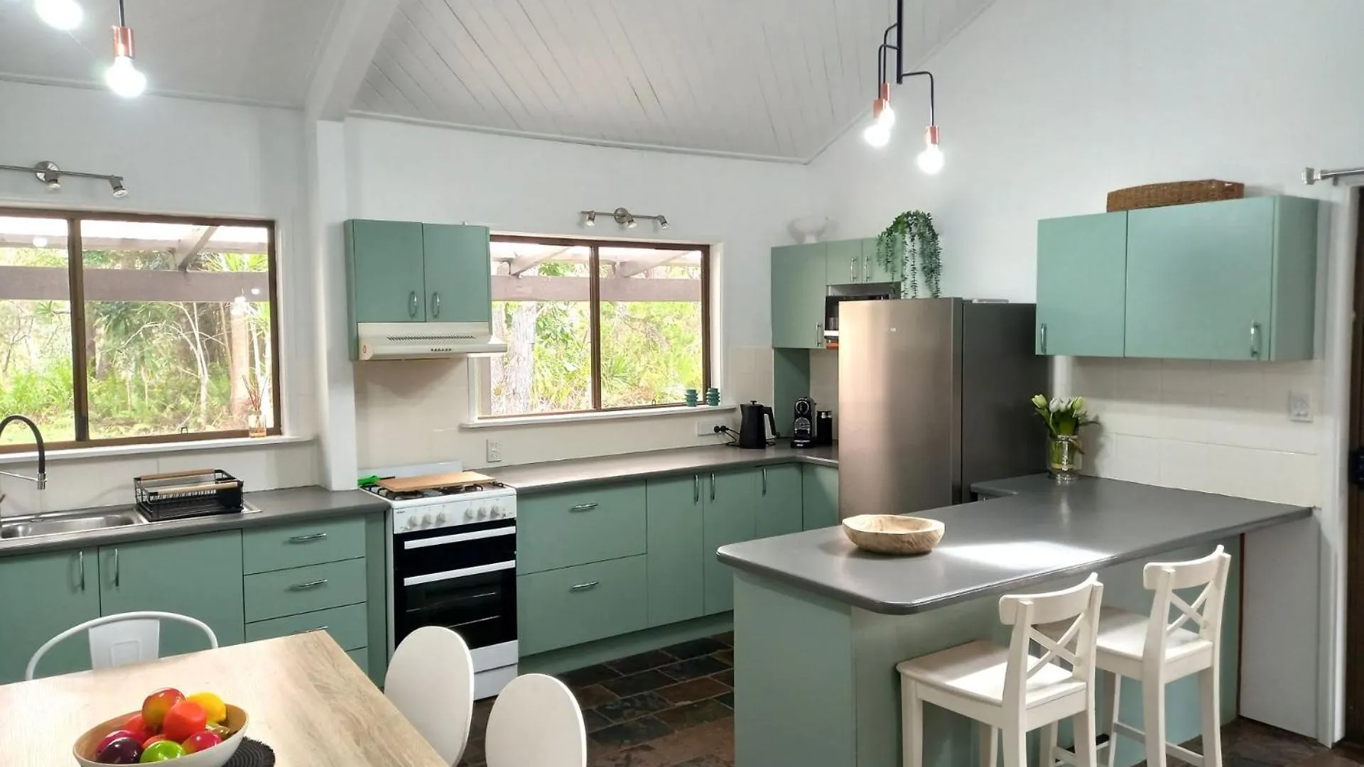 Bomburra 8 Villa Rainbow Beach Holiday home